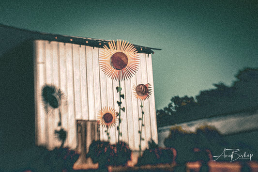 Family Farm Metal Sunflowers